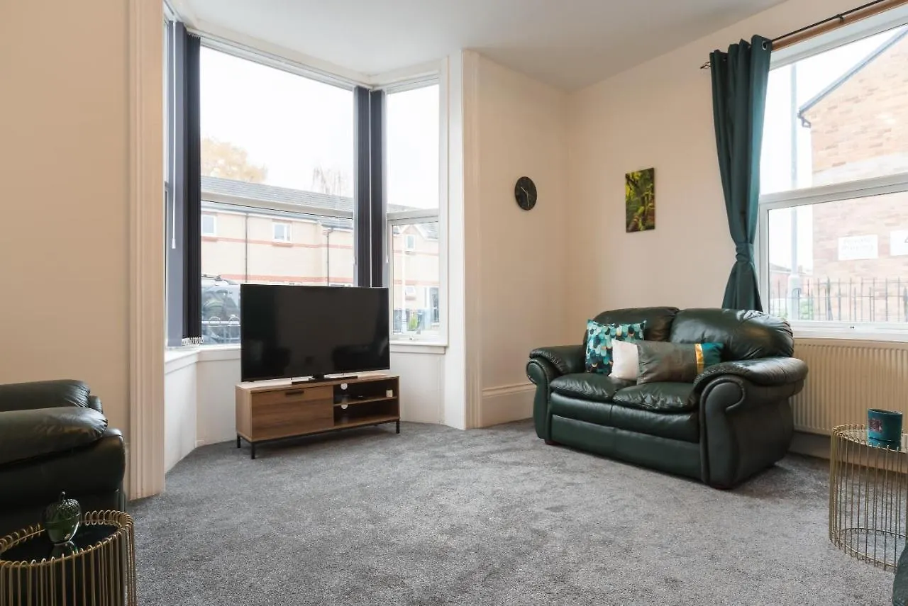 Casa de Férias Mercy Way 4 Bedroom-6 Beds-Central Hull-Sleeps 8 Kingston upon Hull Reino Unido